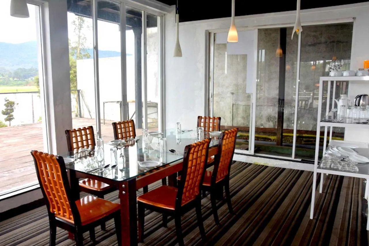 H2O Lakeside Hotel Nuwara Eliya 0*,